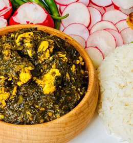 تهیه خورش ترش تره غذای اصیل گیلانی