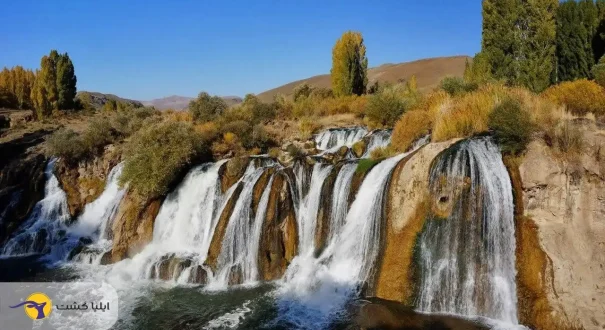 جاذبه های وان آبشار شهر وان