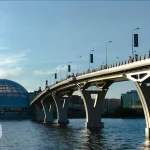 گردش بر روی پل نوا