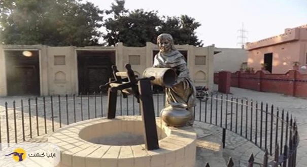 مجسمه ی زیبا در موزه لوک ویرسا در اسلام آباد مجسمه ی زیبا در موزه لوک ویرسا در اسلام آباد