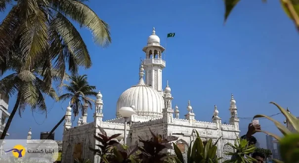 مسجد و آرامگاه حاج علی در بمبئی مسجد و آرامگاه حاج علی در بمبئی