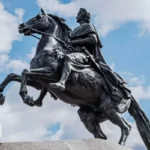 تندیس سوارکار برنزی