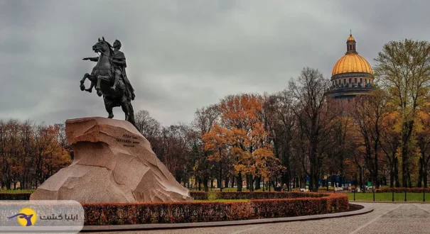 تندیس سوارکار برنزی تندیس سوارکار برنزی