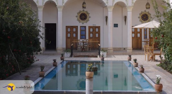 اقامتگاه سنتی یاسمین راهب کاشان