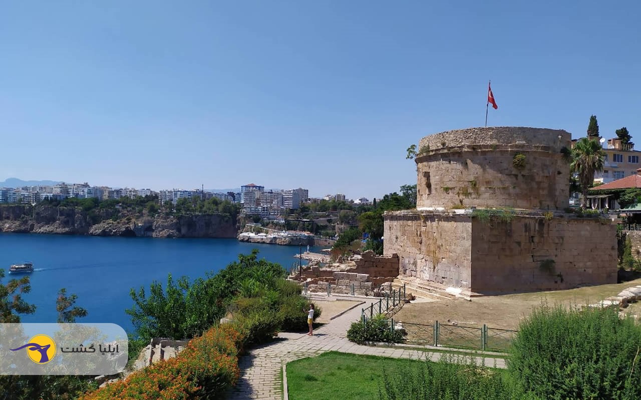 هزینه سفر به آنتالیا در سال 1405 چقدر است؟ 4 هزینه سفر به آنتالیا