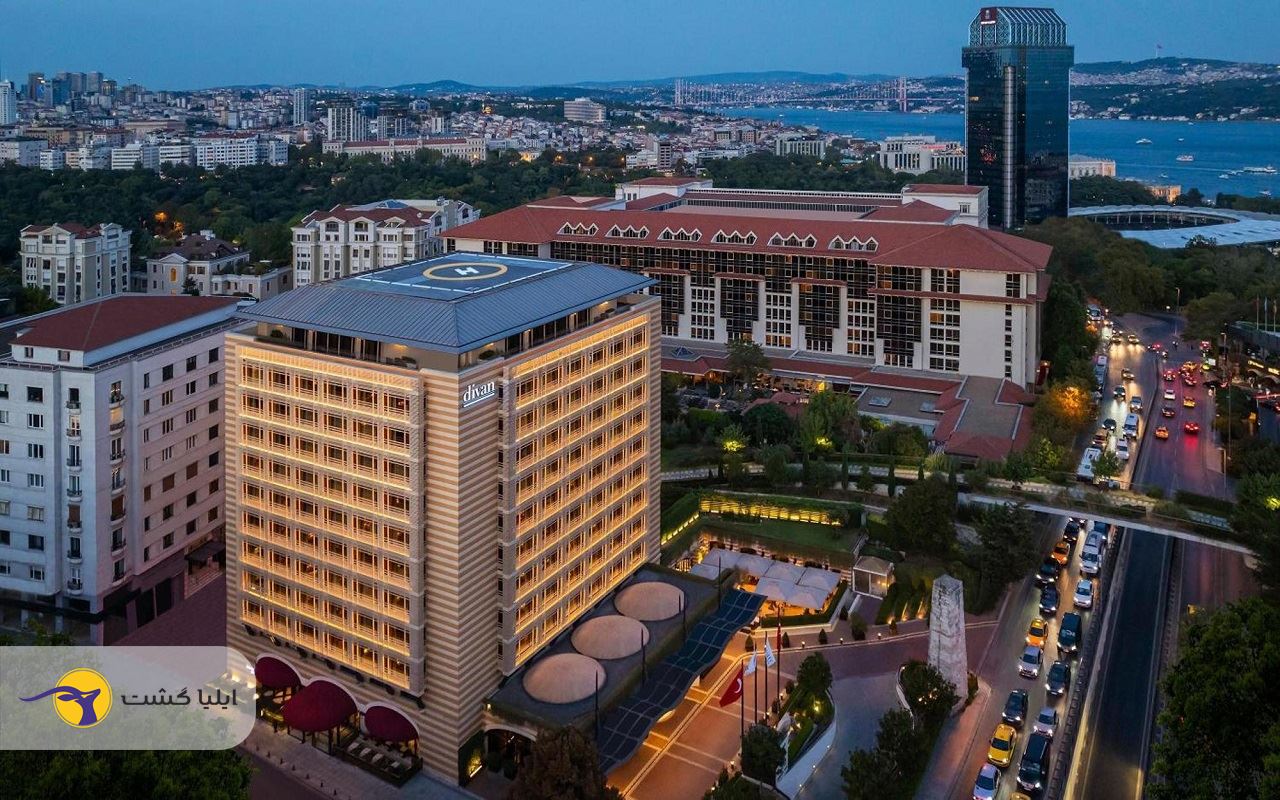 اقامت در مرکز شهر یا نزدیک ساحل